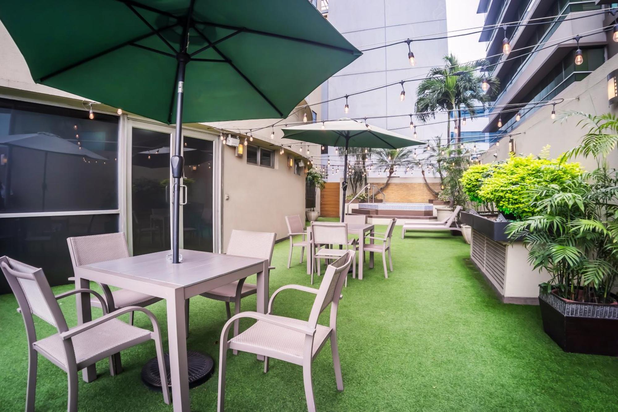 Wyndham Garden Guayaquil Hotel Ngoại thất bức ảnh